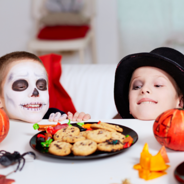 spooky,Halloween,Homemade,treats