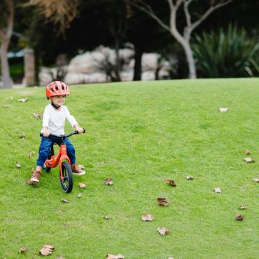 Balance Bikes vs. Training Wheels: Which is Best for Your Child?