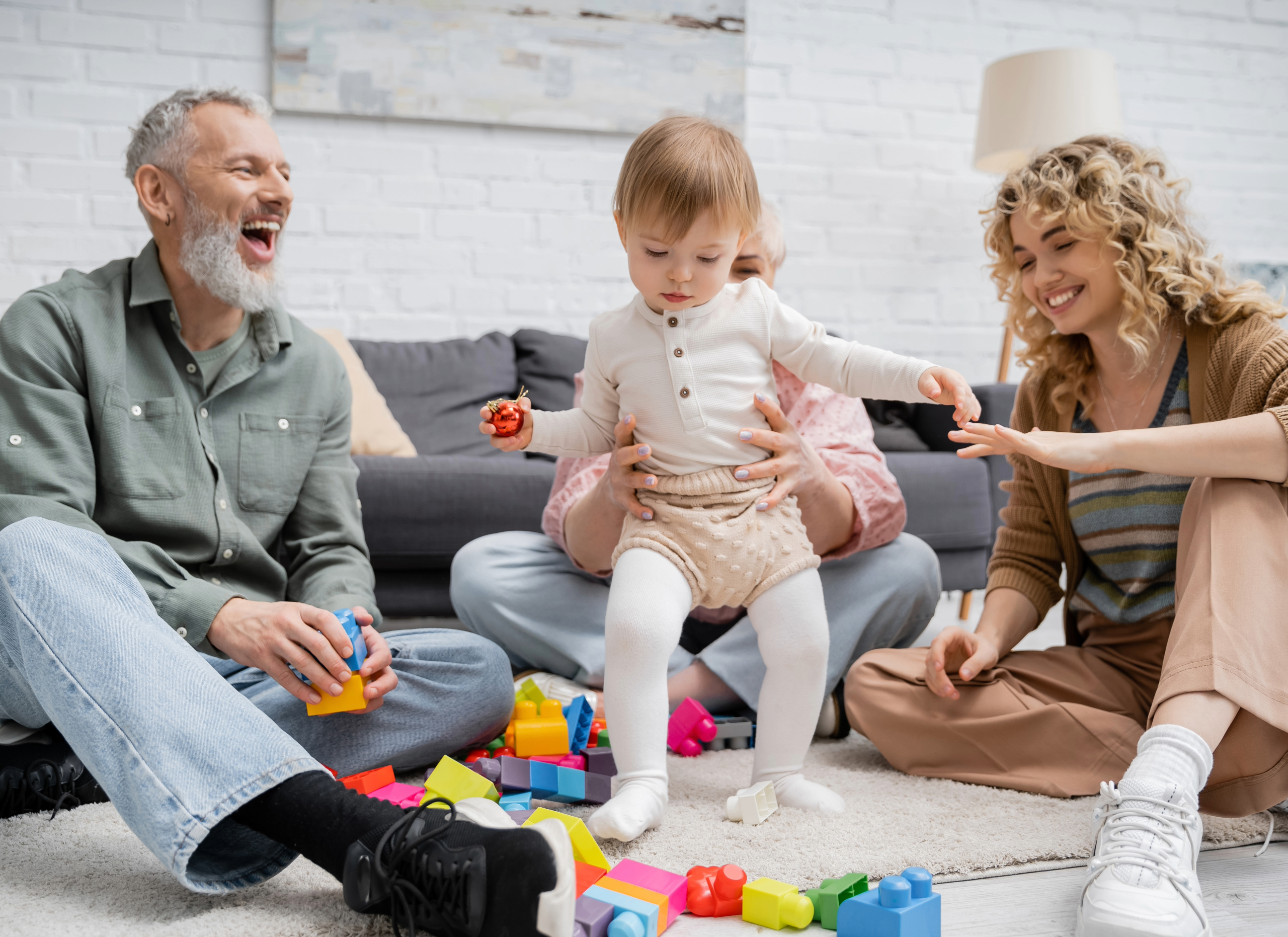 Bonds,together,Grandparents,Activities